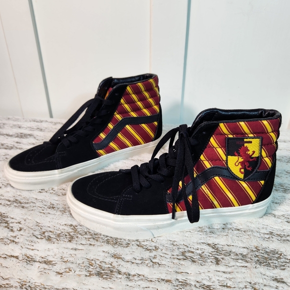 Vans Harry Potter Limited Edition Gryffindor High Top Sneaker | Women's Size 7.5 - Picture 5 of 14